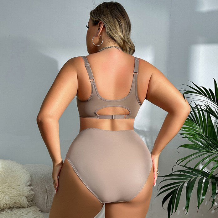 Ensemble sans armature avec crochets devant